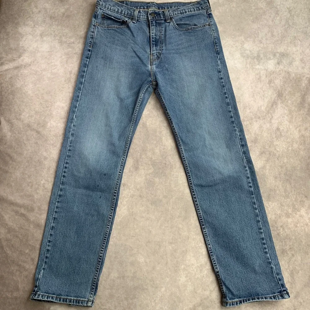 Levis measurements waist